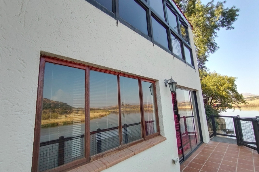 3 Bedroom Property for Sale in Ile du Lac North West
